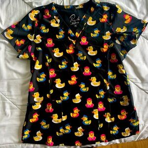 S Patterned Scrub Top